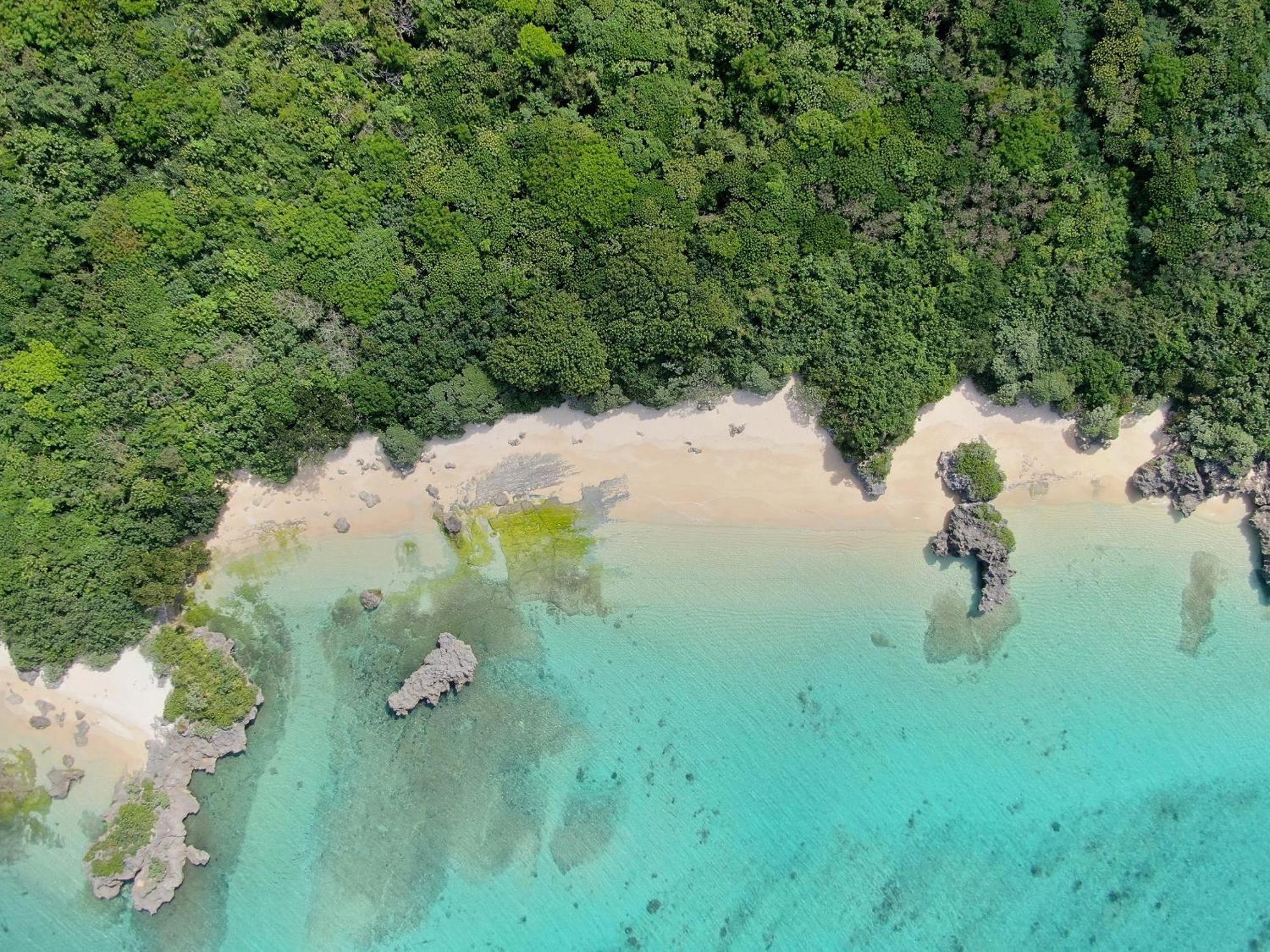 Отель Seven Colors Ishigakijima Ishigaki  Экстерьер фото
